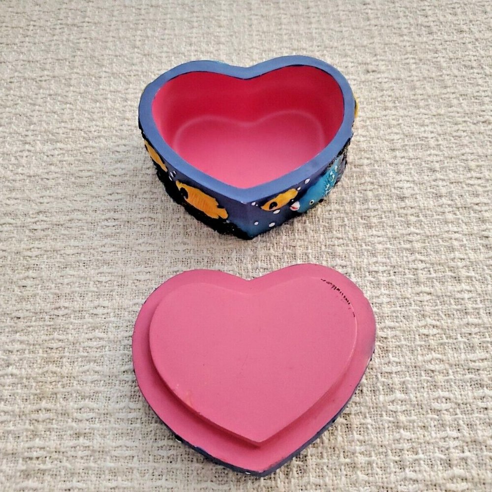 Colorful Hand Painted Heart Shaped Tropical Fish Trinket Box Ceramic 3D Fish - Picture 7 of 8